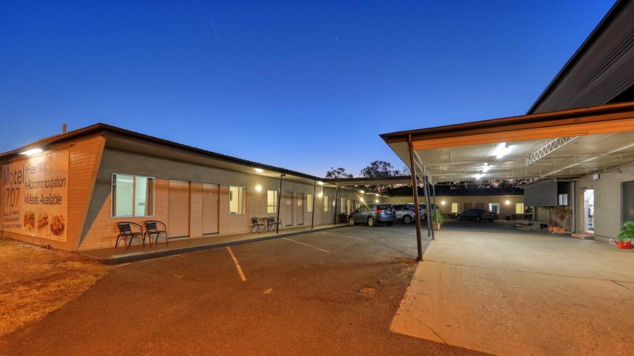 Motel 707 Emerald Εξωτερικό φωτογραφία