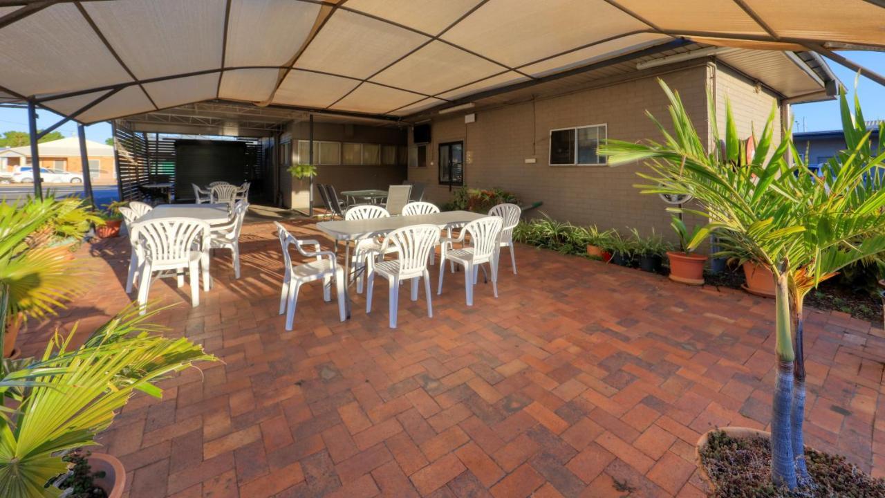 Motel 707 Emerald Εξωτερικό φωτογραφία