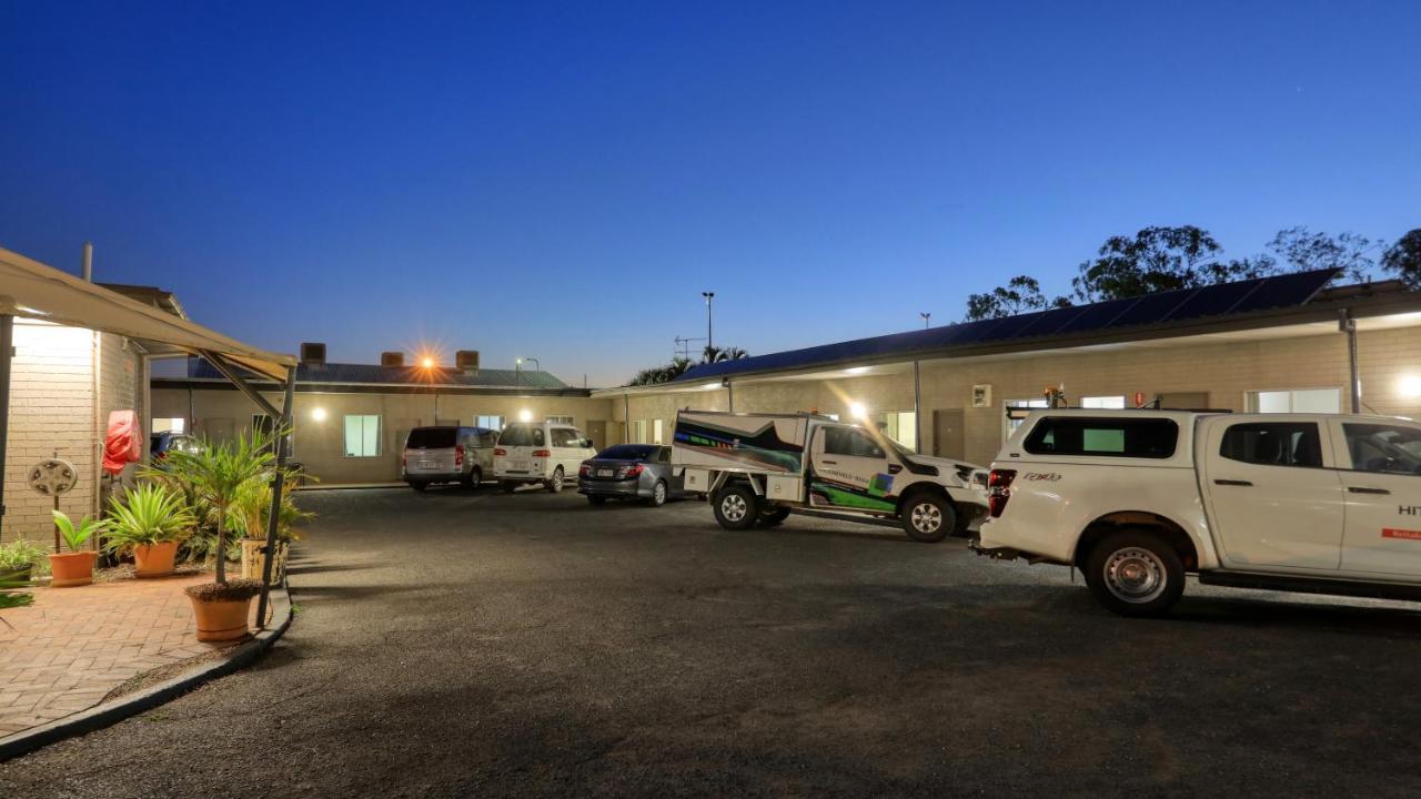 Motel 707 Emerald Εξωτερικό φωτογραφία