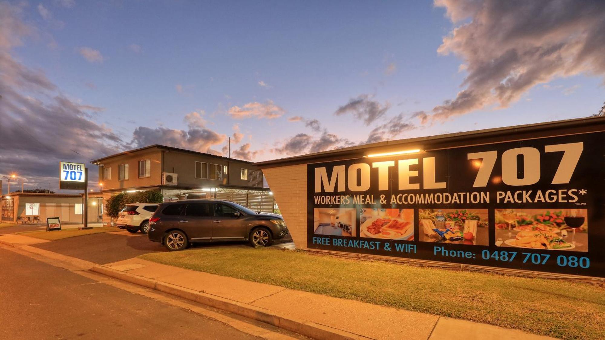 Motel 707 Emerald Εξωτερικό φωτογραφία